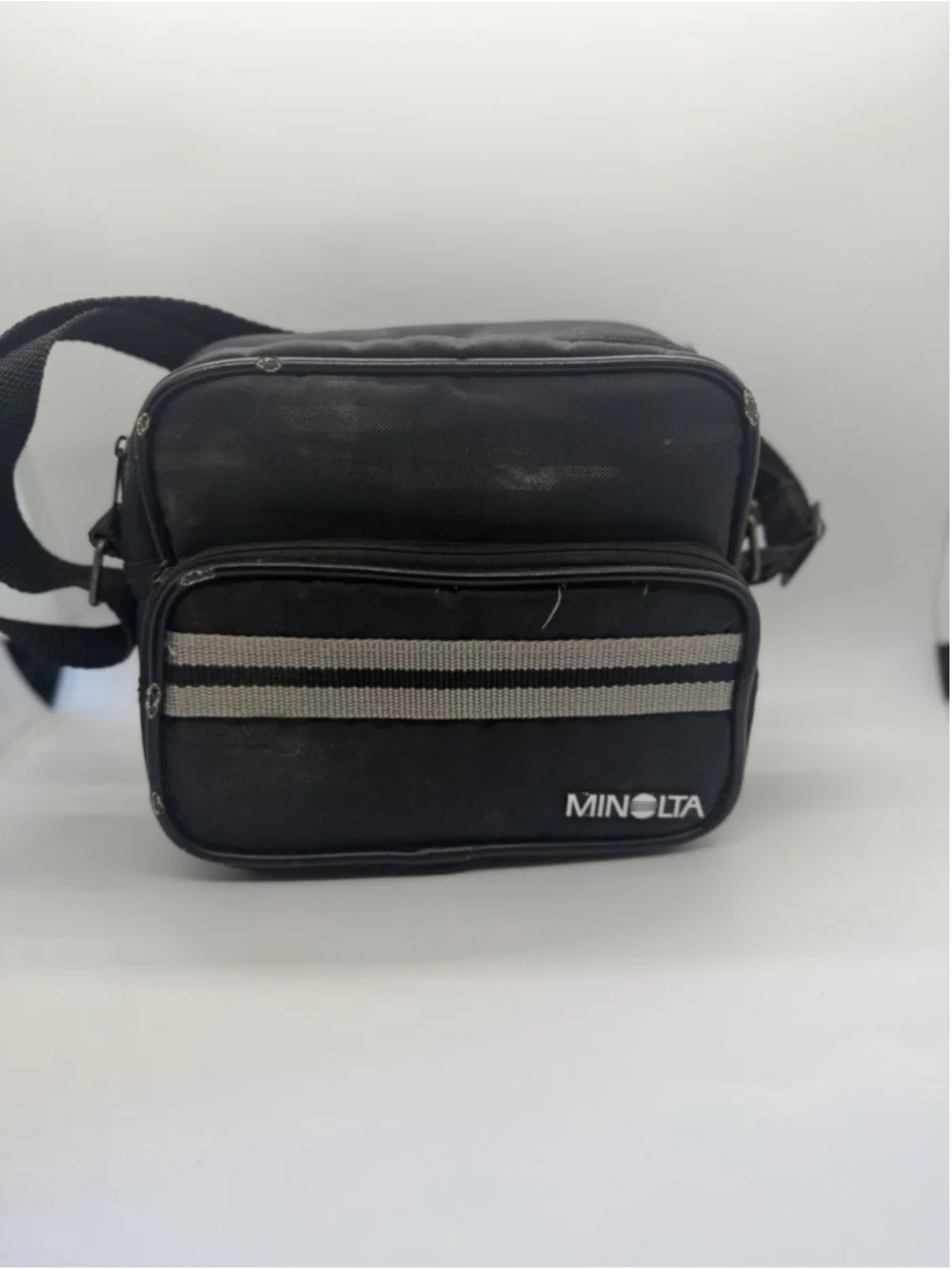 Minolta XG-7 SLR + Freedom Zoom 65 AF + Flash + Case Bundle Untested AS-IS Vtg